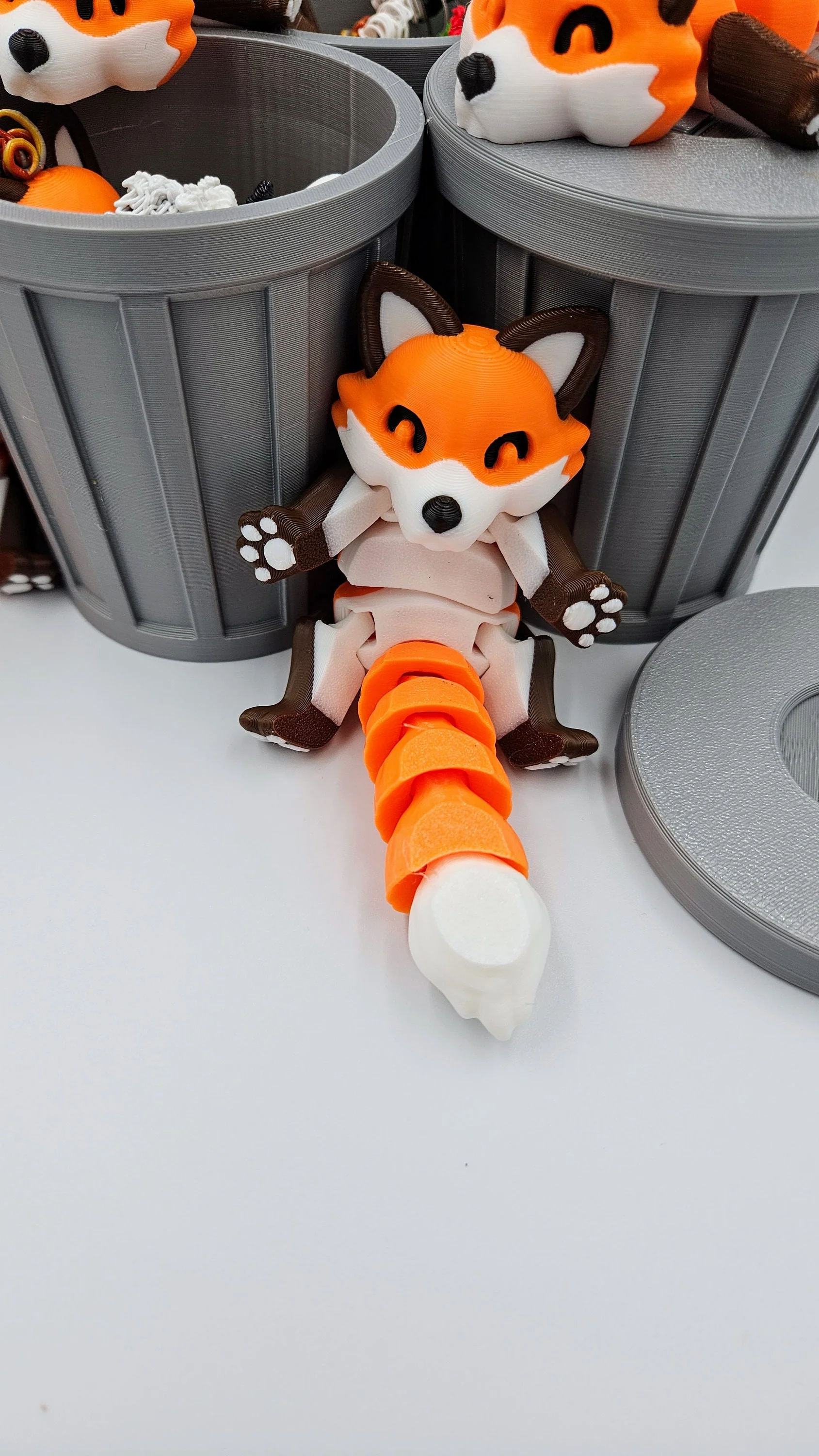 Trash Fox Articulating Fidget Toy - Image 3